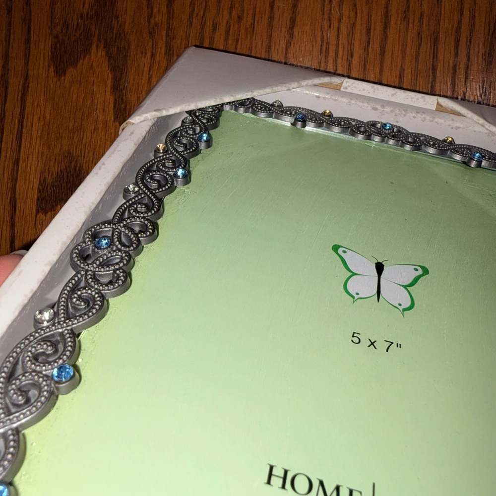 Home Studio 5x7 Jeweled Filigree Picture Frame Silver Pewter Rhinestones - Picture 5 of 7